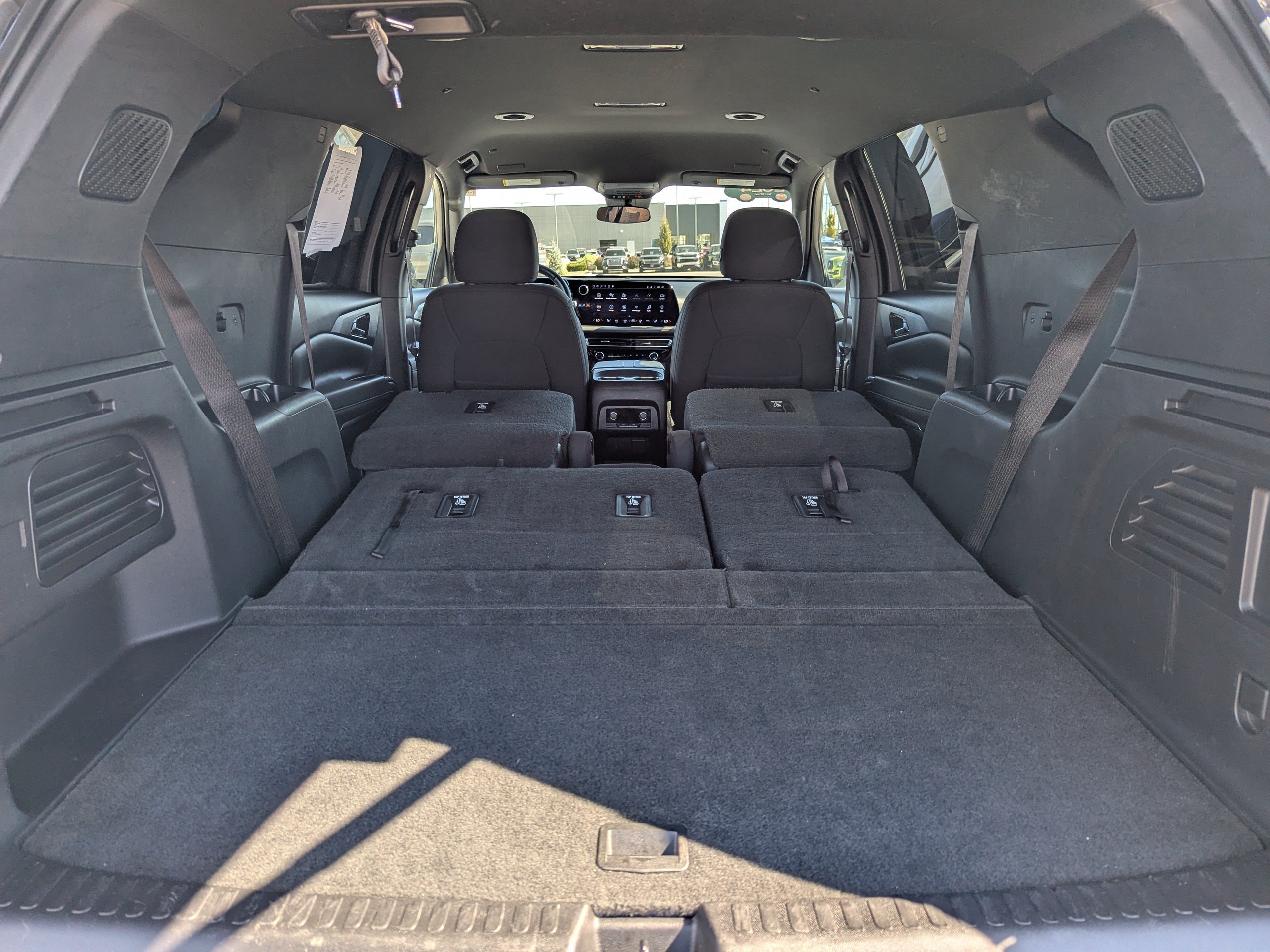 Certified 2024 Chevrolet Traverse LT FWD image 40