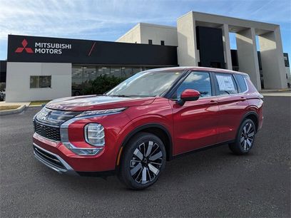 New 2025 Mitsubishi Outlander SE