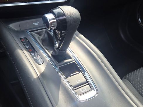 Used 2022 Honda HR-V EX image 25