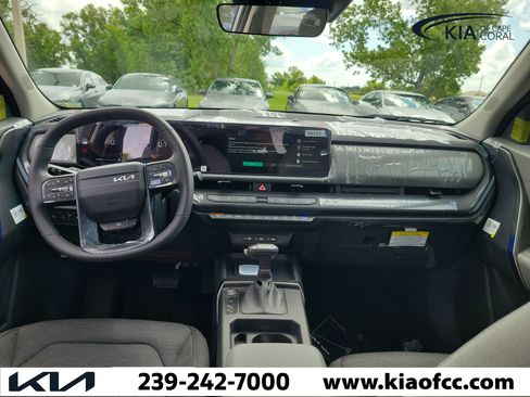 New 2027 Kia Seltos S FWD image 14