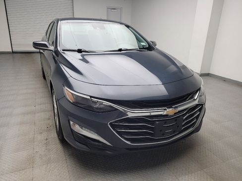 Used 2020 Chevrolet Malibu LT FWD image 14