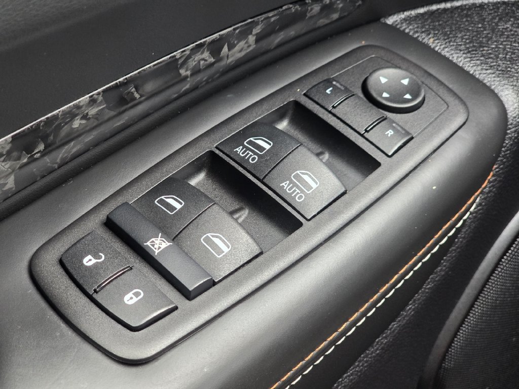 Used 2025 Dodge Durango SRT Hellcat AWD/4WD image 28