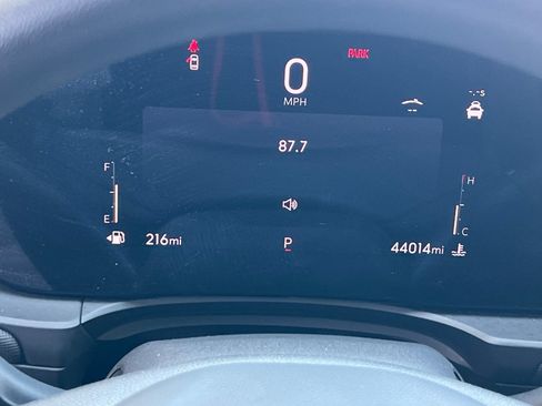 Used 2024 Buick Envista Preferred w/ Advanced Safety Package FWD image 34