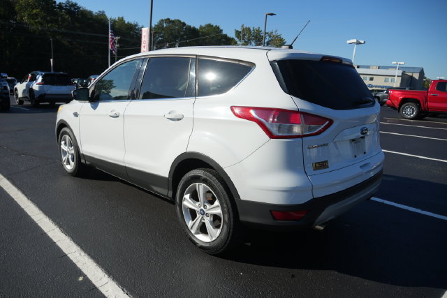 Used 2016 Ford Escape SE FWD image 14