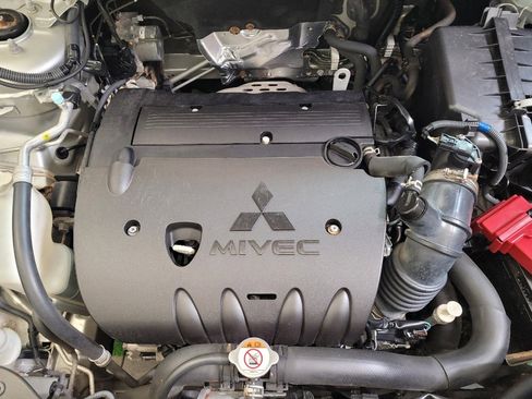 Used 2019 Mitsubishi Outlander Sport SE image 30