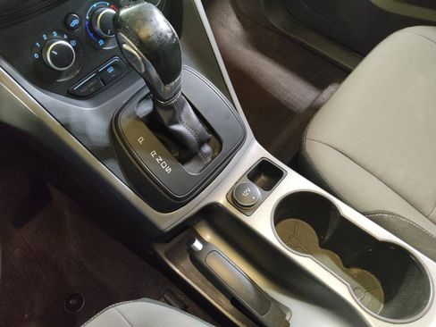 Used 2015 Ford Escape SE image 26