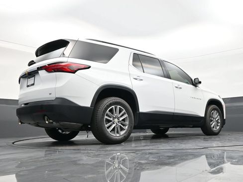 Used 2024 Chevrolet Traverse LT FWD image 21