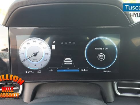 Used 2025 Hyundai Elantra SEL FWD image 15