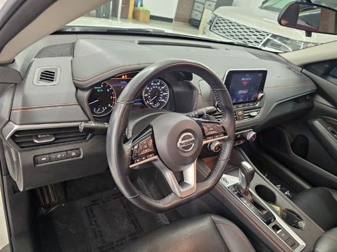 Used 2020 Nissan Altima 2.5 SR image 7