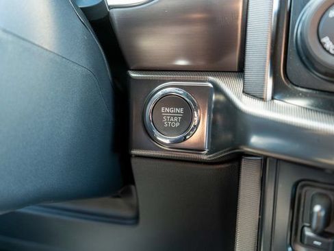 Used 2025 Ford F150 Platinum w/ FX4 Off-Road Package AWD/4WD image 24