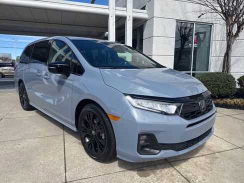 Used 2025 Honda Odyssey Sport-L image 3