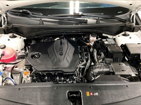 Used 2023 Kia Sportage EX image 12