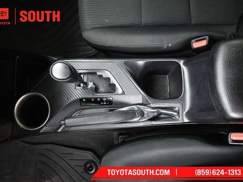 Used 2015 Toyota RAV4 LE AWD/4WD image 20
