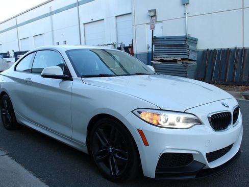Used 2015 BMW 228i Coupe image 4