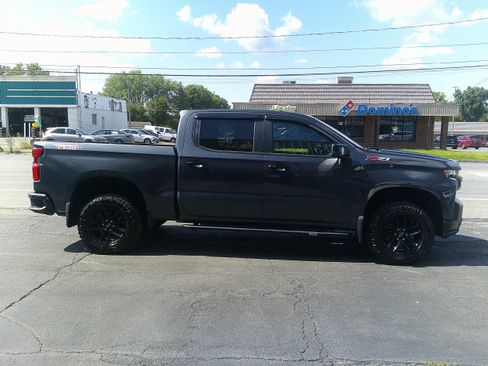 Used 2021 Chevrolet Silverado 1500 LT Trail Boss w/ LT Trail Boss Premium Package AWD/4WD image 6