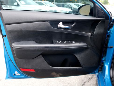 Used 2023 Kia Forte GT-Line image 12