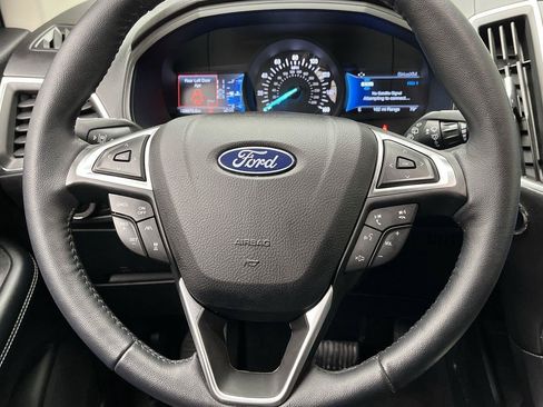 Used 2024 Ford Edge Titanium w/ Equipment Group 301A AWD/4WD image 17