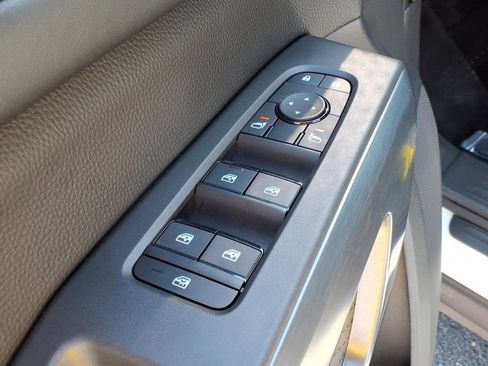 Used 2024 Nissan Pathfinder Rock Creek AWD/4WD image 8