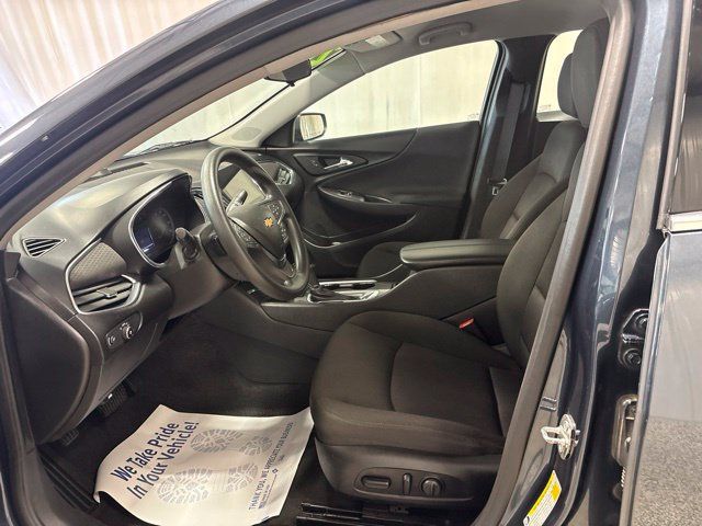 Used 2020 Chevrolet Malibu LT FWD image 13