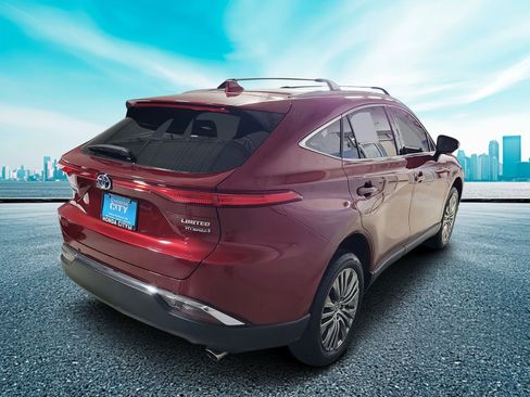 Used 2022 Toyota Venza Limited image 35