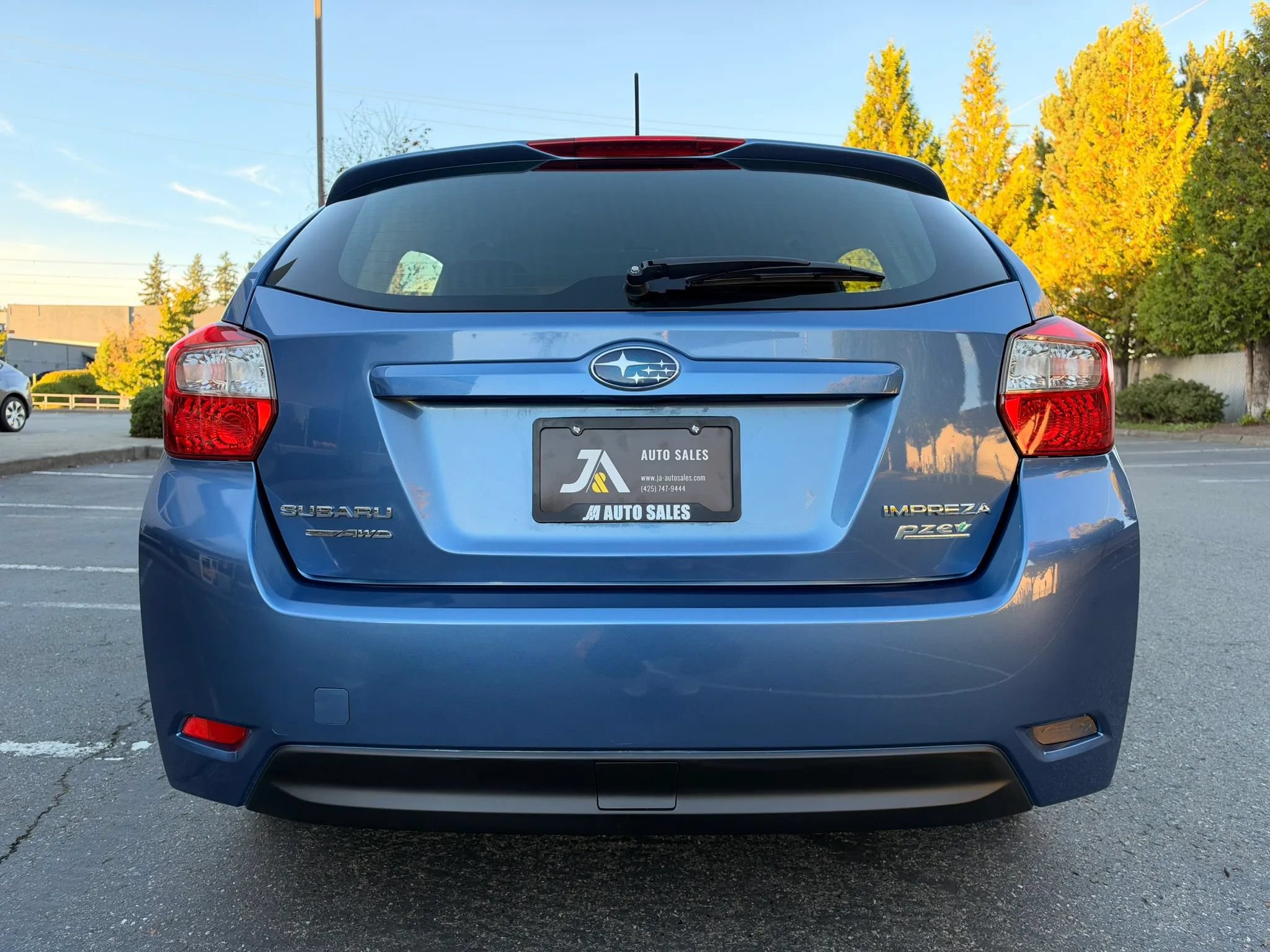 Used 2014 Subaru Impreza 2.0i AWD/4WD image 12