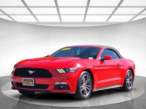 Used 2017 Ford Mustang Premium image 9