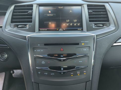 Used 2013 Lincoln MKS FWD image 35