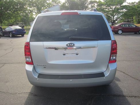 Used 2012 Kia Sedona LX w/ PWR Pkg FWD image 7
