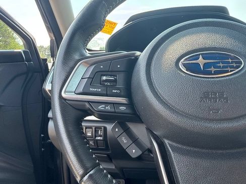Used 2021 Subaru Forester Premium AWD/4WD image 9