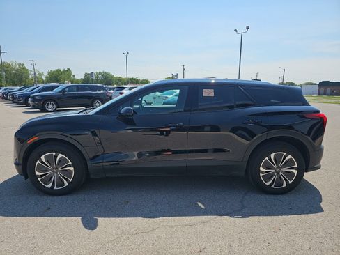 Used 2024 Chevrolet Blazer EV LT AWD/4WD image 2