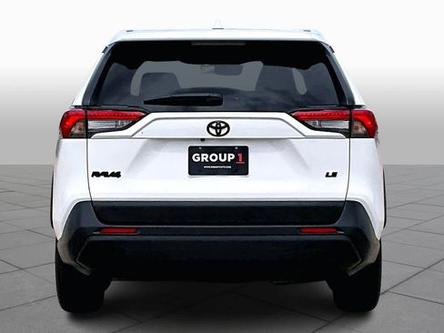 Used 2023 Toyota RAV4 LE image 5