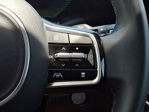 Certified 2024 Kia Sorento S w/ Panoramic Sunroof Package FWD image 24
