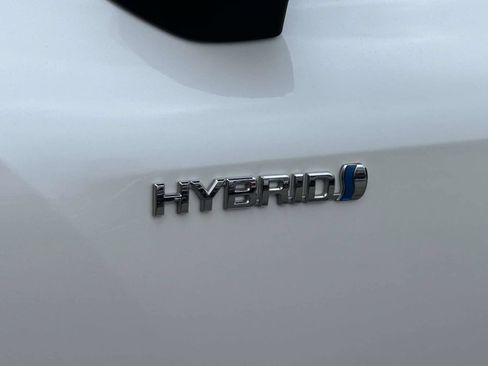 Used 2020 Toyota Highlander XLE FWD image 13