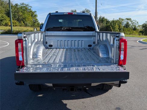 Used 2024 Ford F250 XLT image 13