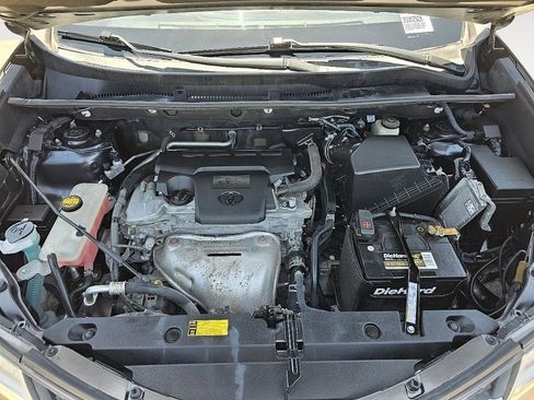 Used 2015 Toyota RAV4 XLE AWD/4WD image 11