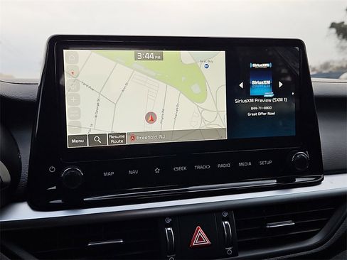 Certified 2024 Kia Forte GT-Line image 17