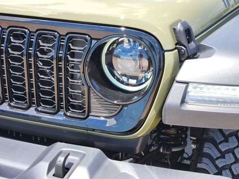 New 2026 Jeep Wrangler Unlimited Sport AWD/4WD image 9