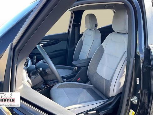 Used 2025 Chevrolet TrailBlazer LT image 24