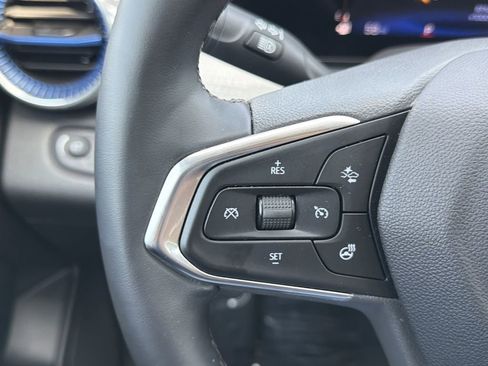 Used 2025 Chevrolet Trax LT w/ Driver Confidence Package FWD image 10
