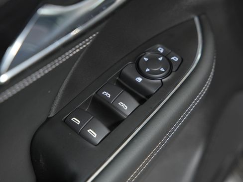 Used 2023 Buick Envision Preferred image 23