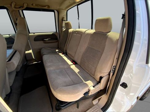 Used 2004 Ford F250 XL RWD image 20
