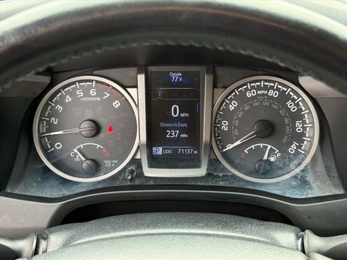 Certified 2019 Toyota Tacoma SR5 image 20