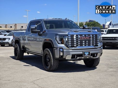 Used 2024 GMC Sierra 2500 Denali w/ Denali Reserve Package AWD/4WD image 3
