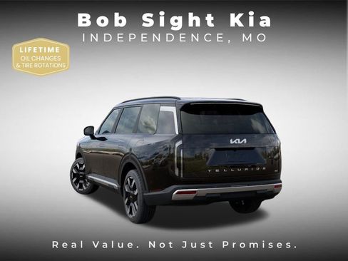 New 2027 Kia Telluride S image 4