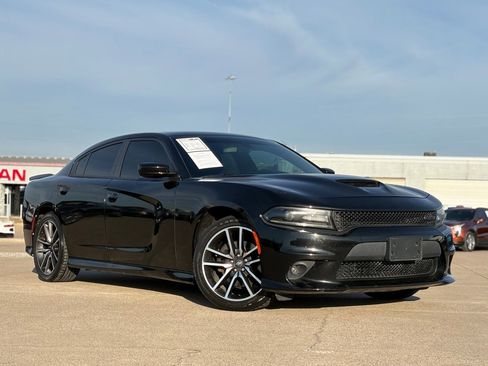 Used 2020 Dodge Charger GT w/ Plus Group image 2