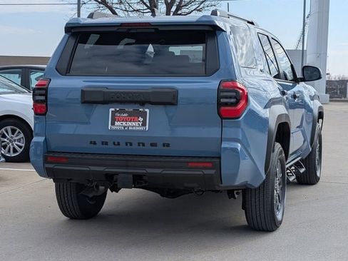 New 2026 Toyota 4Runner SR5 image 4