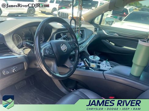 Used 2019 Buick Enclave Premium w/ LPO, Cargo Package AWD/4WD image 18