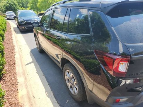 Used 2023 Honda Passport TrailSport image 12