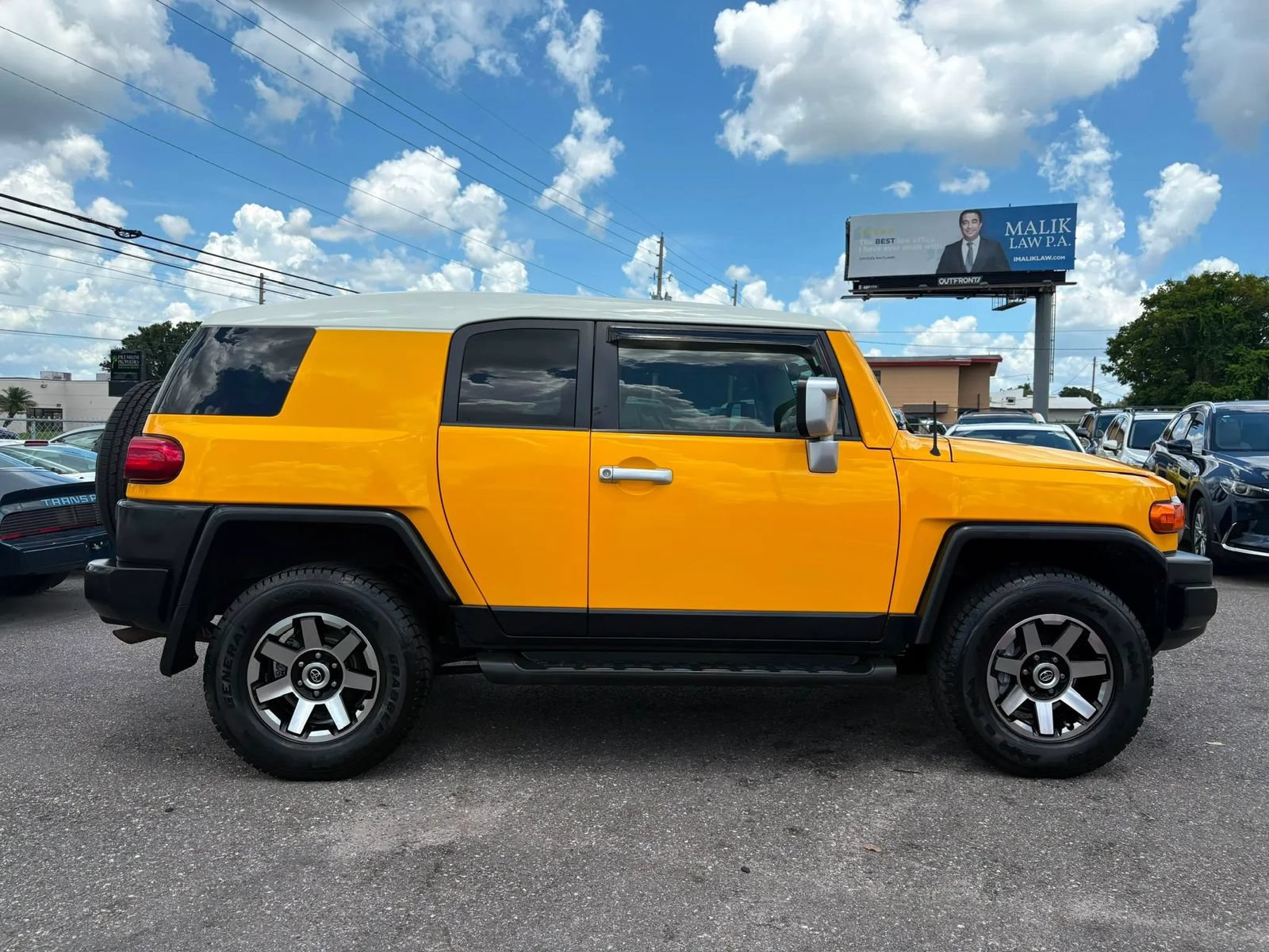 Used 2010 Toyota FJ Cruiser 4WD image 4