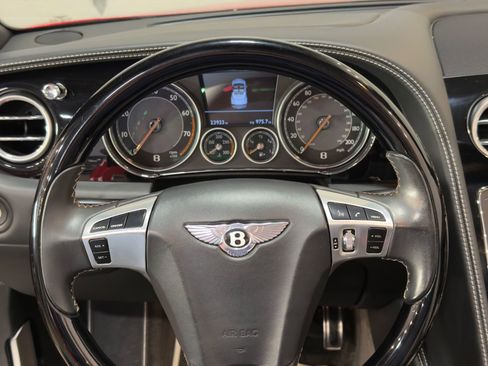 Used 2015 Bentley Continental GT image 52